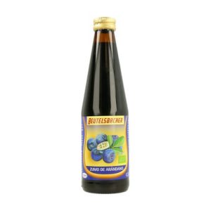 Botella de zumo e arándano azul